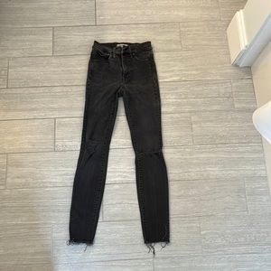 SELLING 2 PAIRS OF EXACT SAME JEANS!! Madewell high rise skinny jeans